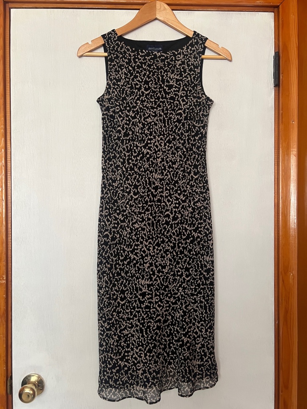 Vintage 90s/2000s Ann Taylor 100% Silk Midi Shift Dress